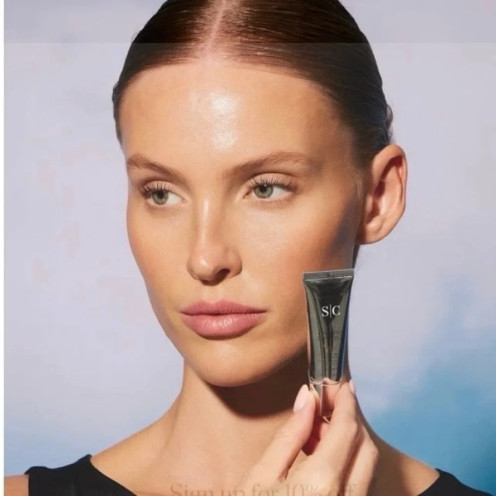 Skin Cycles Lasting Lips Tint SPF 15 Anti- Aging Lip Treatment EXP 05/2028 RV$78